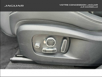 Photo 12 du bon plan JAGUAR F-Pace D200 MHEV R-Dynamic SE BVA8 AWD occasion à 49990 €