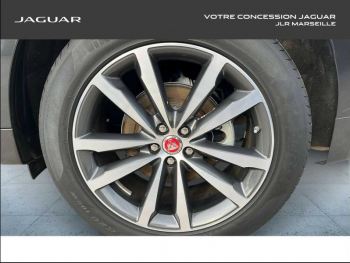 Photo 16 du bon plan JAGUAR F-Pace D200 MHEV R-Dynamic SE BVA8 AWD occasion à 49990 €