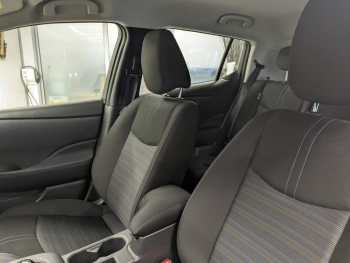 Photo 9 du bon plan NISSAN Leaf 150ch 40kWh Acenta 21.5 occasion à 14990 €