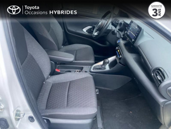 Photo 6 du bon plan TOYOTA Yaris 116h Design 5p MY22 occasion à 20490 €