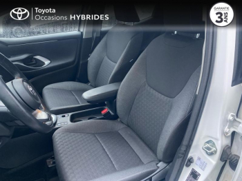 Photo 11 du bon plan TOYOTA Yaris 116h Design 5p MY22 occasion à 20490 €