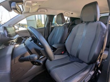 Photo 4 du bon plan PEUGEOT 2008 1.2 PureTech 130ch S&S Allure occasion à 16490 €
