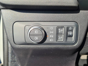 Photo 16 du bon plan FORD Kuga 2.5 Duratec 190ch FHEV E85 ST-Line BVA occasion à 29790 €