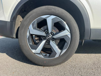 Photo 21 du bon plan NISSAN Qashqai e-POWER 190ch Business Edition 2022 occasion à 30390 €