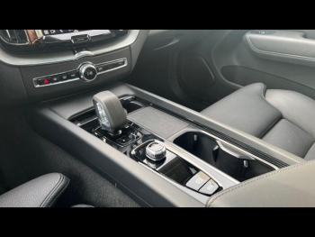 Photo 23 du bon plan VOLVO XC60 T6 AWD 253 + 145ch Ultra Style Dark Geartronic occasion à 57900 €