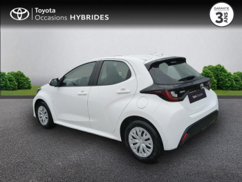 Photo 2 du bon plan TOYOTA Yaris 116h Dynamic Business 5p + Programme Beyond Zero Academy MY22 occasion à 20280 €