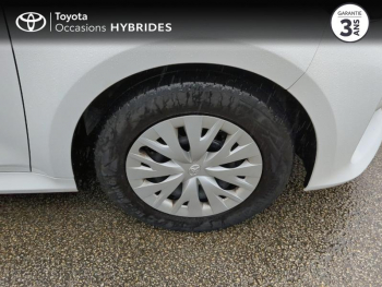 Photo 16 du bon plan TOYOTA Yaris 116h Dynamic Business 5p + Programme Beyond Zero Academy MY22 occasion à 20280 €