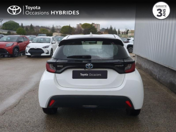 Photo 4 du bon plan TOYOTA Yaris 116h Dynamic Business 5p  MY22 occasion à 20480 €