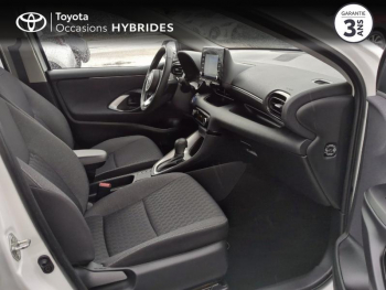 Photo 6 du bon plan TOYOTA Yaris 116h Dynamic Business 5p  MY22 occasion à 20480 €