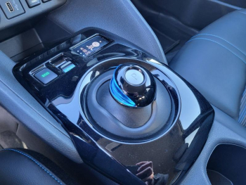 Photo 4 du bon plan NISSAN Leaf 150ch 40kWh N-Connecta 21 occasion à 15990 €