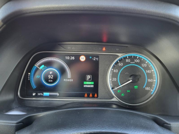 Photo 19 du bon plan NISSAN Leaf 150ch 40kWh N-Connecta 21 occasion à 15990 €
