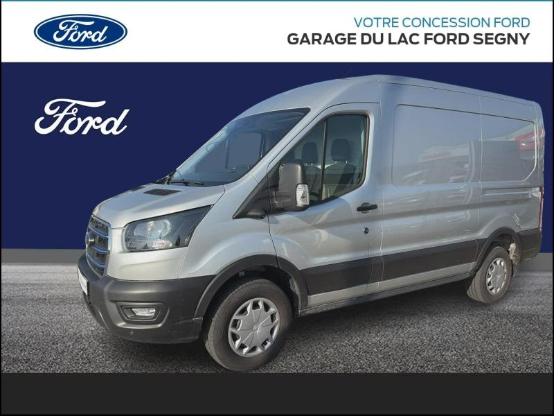 Bon plan FORD Transit 2T Fg VUL PE 350 L2H2 198 kW Batterie 75/68 kWh Trend Business occasion à 49900 €