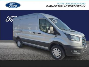 Photo 2 du bon plan FORD Transit 2T Fg VUL PE 350 L2H2 198 kW Batterie 75/68 kWh Trend Business occasion à 49900 €