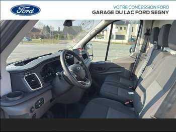 Photo 5 du bon plan FORD Transit 2T Fg VUL PE 350 L2H2 198 kW Batterie 75/68 kWh Trend Business occasion à 49900 €