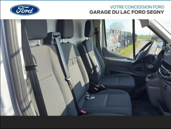 Photo 11 du bon plan FORD Transit 2T Fg VUL PE 350 L2H2 198 kW Batterie 75/68 kWh Trend Business occasion à 49900 €