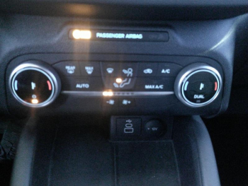 Photo 12 du bon plan FORD Kuga 2.5 Duratec 190ch FHEV E85 ST-Line BVA occasion à 29901 €