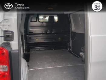Photo 12 du bon plan TOYOTA ProAce VUL Medium 2.0 D-4D 140 Business BVA RC23 occasion à 32850 €
