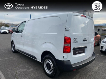 Photo 3 du bon plan TOYOTA ProAce VUL Medium 2.0 D-4D 140 Dynamic MC23 occasion à 28990 €