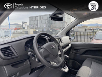 Photo 16 du bon plan TOYOTA ProAce VUL Medium 2.0 D-4D 140 Dynamic MC23 occasion à 28990 €