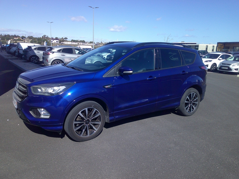 Bon plan FORD Kuga 2.0 TDCi 150ch Stop&Start ST-Line 4x2 occasion à 15900 €