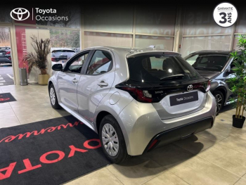 Photo 2 du bon plan TOYOTA Yaris 120 VVT-i Dynamic 5p MY22 occasion à 17990 €