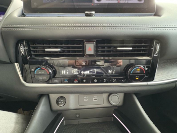 Photo 8 du bon plan NISSAN X-Trail e-Power 204ch Tekna occasion à 34990 €