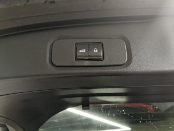 Photo 19 du bon plan NISSAN Qashqai 1.3 Mild Hybrid 158ch Tekna Xtronic occasion à 28990 €