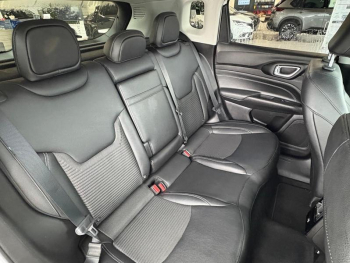 Photo 20 du bon plan JEEP Compass 1.3 Turbo T4 190ch PHEV 4xe Limited AT6 eAWD occasion à 27490 €