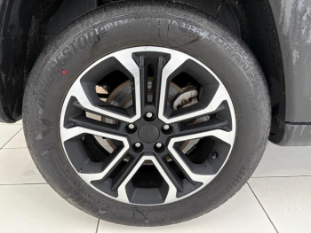 Photo 34 du bon plan JEEP Compass 1.3 Turbo T4 190ch PHEV 4xe Limited AT6 eAWD occasion à 27490 €