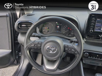 Photo 9 du bon plan TOYOTA Yaris 116h Dynamic Business 5p + Programme Beyond Zero Academy MY22 occasion à 21990 €