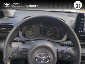 Photo 13 du bon plan TOYOTA Yaris 116h Dynamic Business 5p + Programme Beyond Zero Academy MY22 occasion à 21990 €
