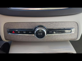 Photo 24 du bon plan VOLVO XC90 T8 AWD 303 + 87ch Inscription Luxe Geartronic occasion à 45900 €