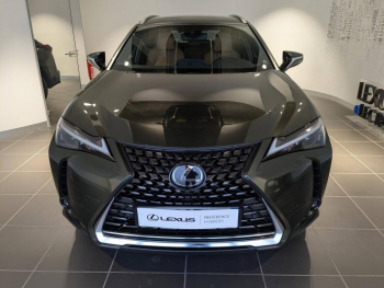 Photo 2 du bon plan LEXUS UX 250h Luxe 2WD occasion à 31900 €