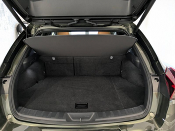 Photo 11 du bon plan LEXUS UX 250h Luxe 2WD occasion à 31900 €