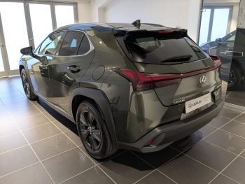 Photo 12 du bon plan LEXUS UX 250h Luxe 2WD occasion à 31900 €