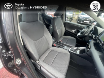 Photo 6 du bon plan TOYOTA Yaris 116h Dynamic Business 5p + Programme Beyond Zero Academy MY22 occasion à 19490 €