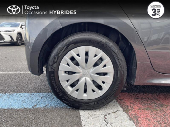 Photo 16 du bon plan TOYOTA Yaris 116h Dynamic Business 5p + Programme Beyond Zero Academy MY22 occasion à 19490 €