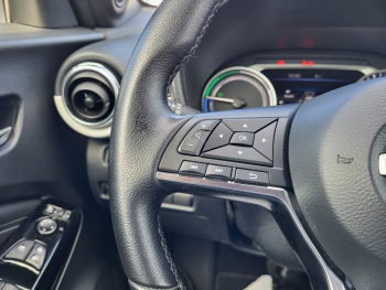 Photo 19 du bon plan NISSAN Juke 1.6 Hybrid 143ch Première Edition 2022.5 occasion à 21890 €