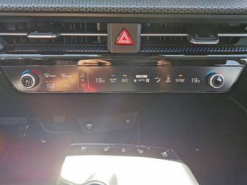 Photo 16 du bon plan KIA EV6 325ch Air Design 4WD occasion à 41990 €