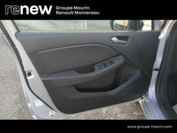 Photo 18 du bon plan RENAULT Clio 1.6 E-Tech hybride 145ch Evolution occasion à 18990 €