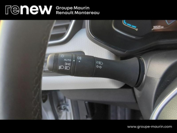 Photo 20 du bon plan RENAULT Clio 1.6 E-Tech hybride 145ch Evolution occasion à 18990 €