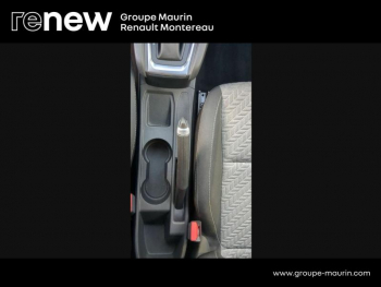 Photo 28 du bon plan RENAULT Clio 1.6 E-Tech hybride 145ch Evolution occasion à 18990 €