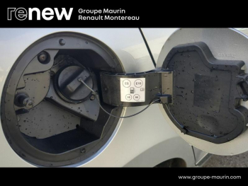 Photo 30 du bon plan RENAULT Clio 1.6 E-Tech hybride 145ch Evolution occasion à 18990 €