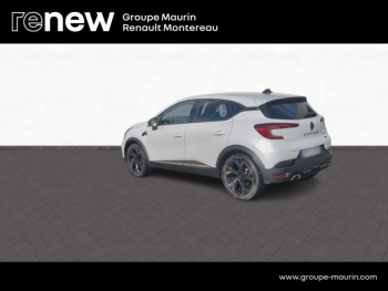 Photo 6 du bon plan RENAULT Captur 1.6 E-Tech hybride 145ch Engineered occasion à 26490 €
