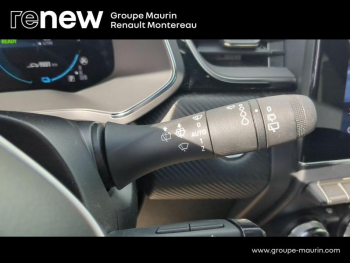 Photo 24 du bon plan RENAULT Captur 1.6 E-Tech hybride 145ch Engineered occasion à 26490 €