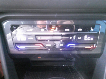 Photo 9 du bon plan VOLKSWAGEN Tiguan 1.4 eHybrid 245ch R-Line DSG6 occasion à 42501 €