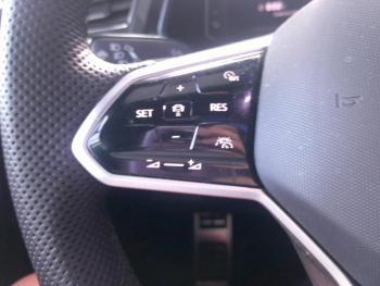 Photo 14 du bon plan VOLKSWAGEN Tiguan 1.4 eHybrid 245ch R-Line DSG6 occasion à 42501 €