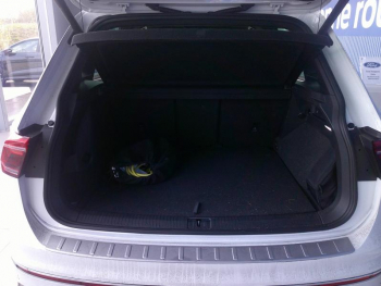 Photo 28 du bon plan VOLKSWAGEN Tiguan 1.4 eHybrid 245ch R-Line DSG6 occasion à 42501 €