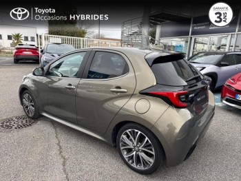Photo 2 du bon plan TOYOTA Yaris 116h Iconic 5p occasion à 20480 €