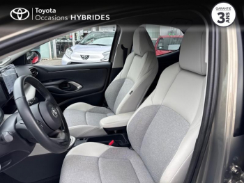 Photo 11 du bon plan TOYOTA Yaris 116h Iconic 5p occasion à 20480 €